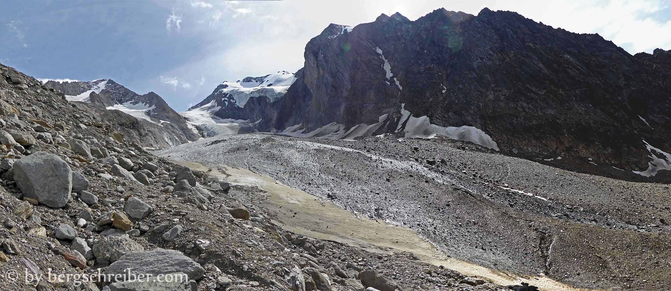 Granatenkogel Wandfuß: Blick über den Gaisbergferner zu Hochfirst, Liebener Spitze und Kirchenkogel (v.l.)