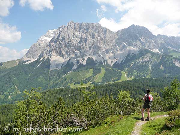 Wettersteingebirge vom Ganghofersteig