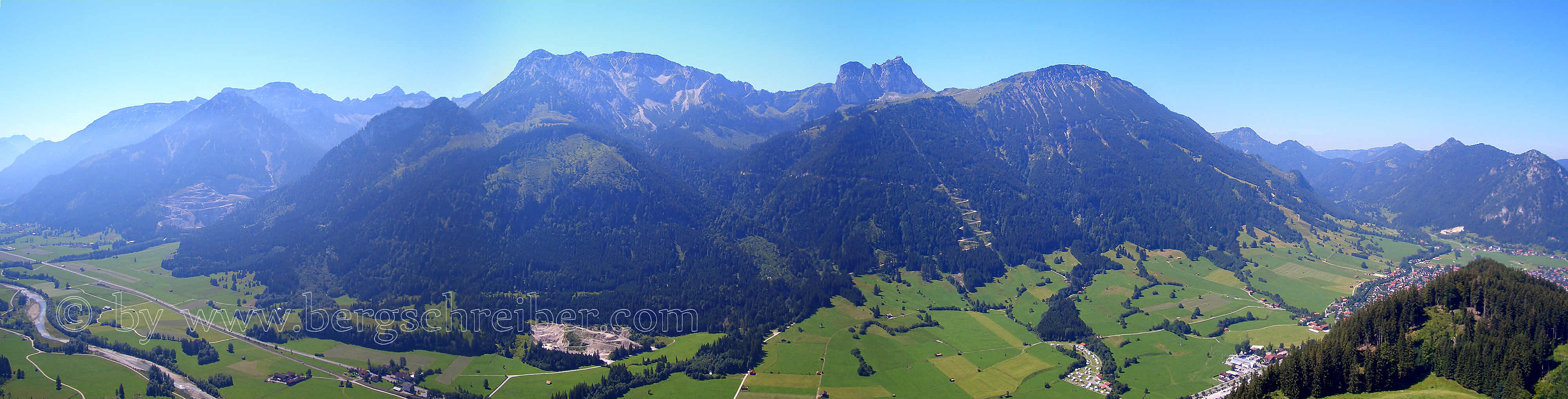 Falkenstein Blick nach Süden zu den Tannheimer Bergen