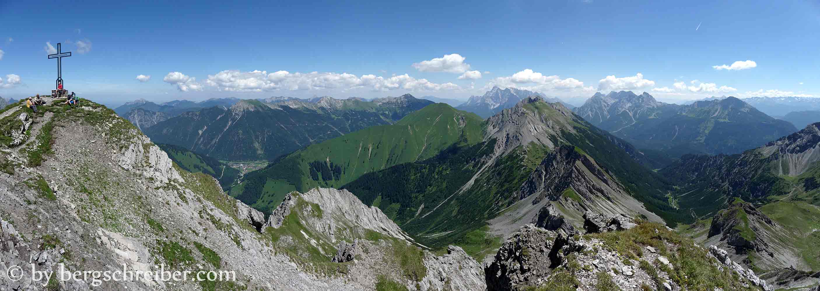 Roter Stein Gipfel 2.366 m