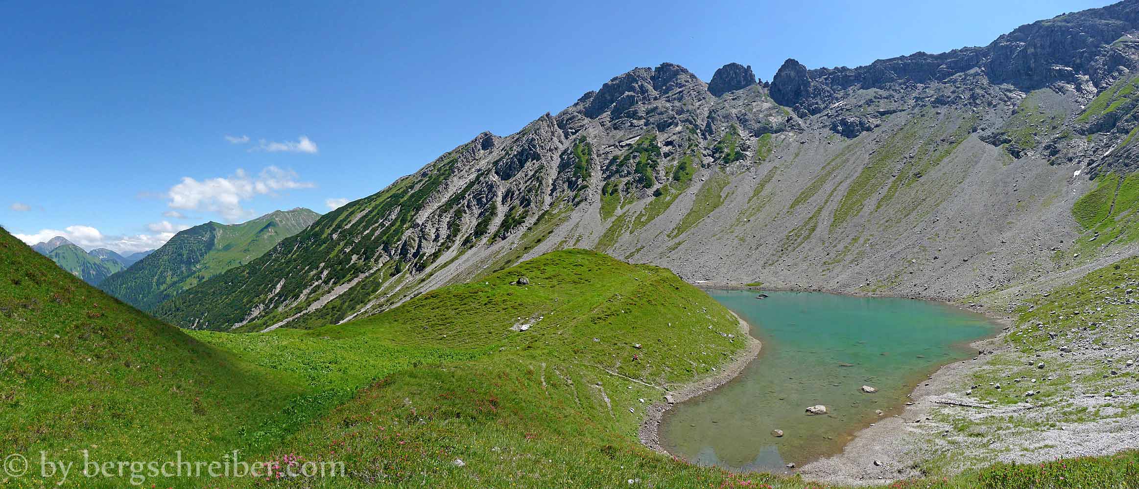 Treiensee, darüber die Treiköpfe